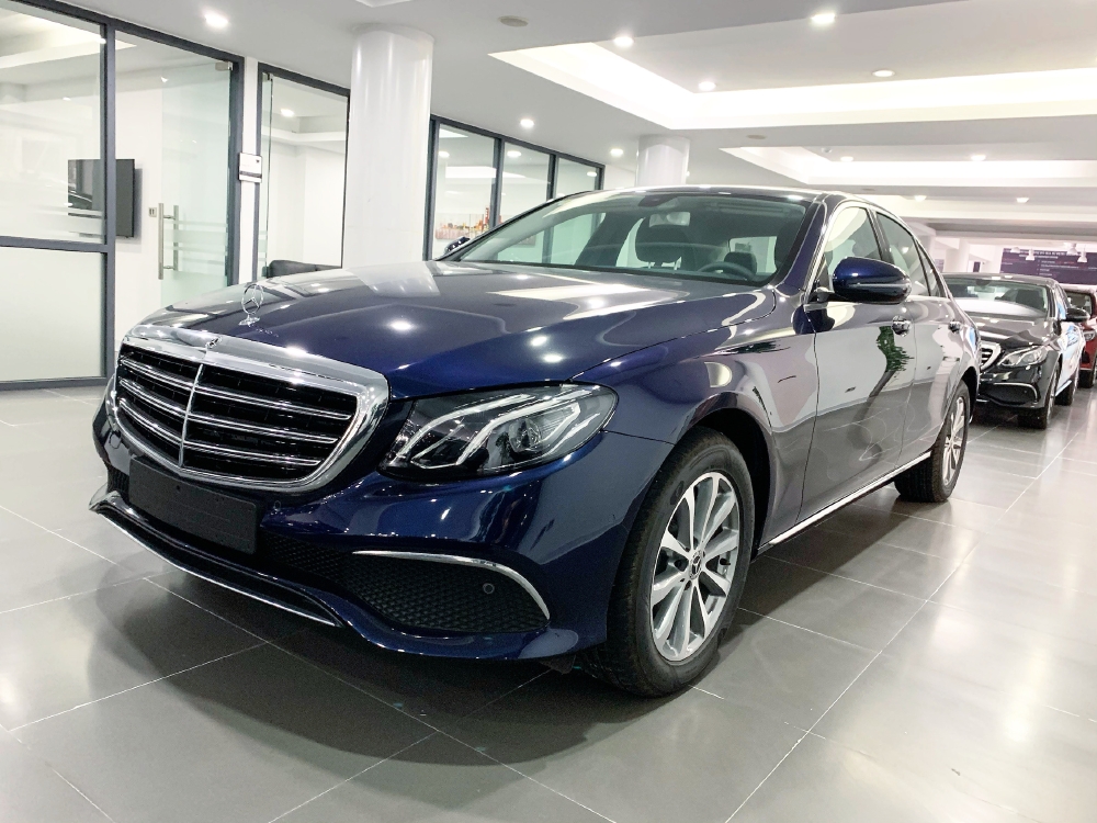 Bán Mercedes E200 2020 Siêu lướt - Xe đã qua sử dụng chính hãng - Gía cực sốc