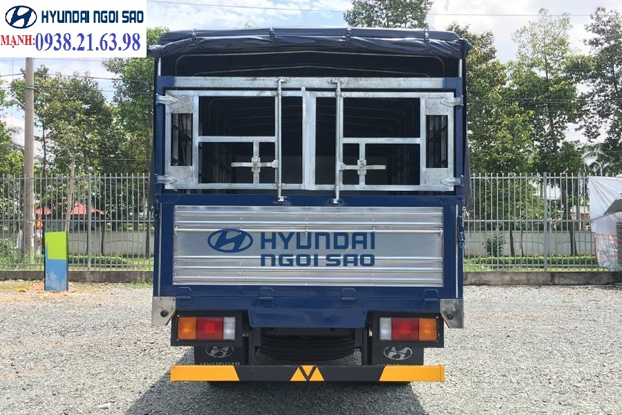 CẦN BÁN HYUNDAI 75S 3,4 TẤN THÙNG MUI BẠT GIÁ THANH LÝ
