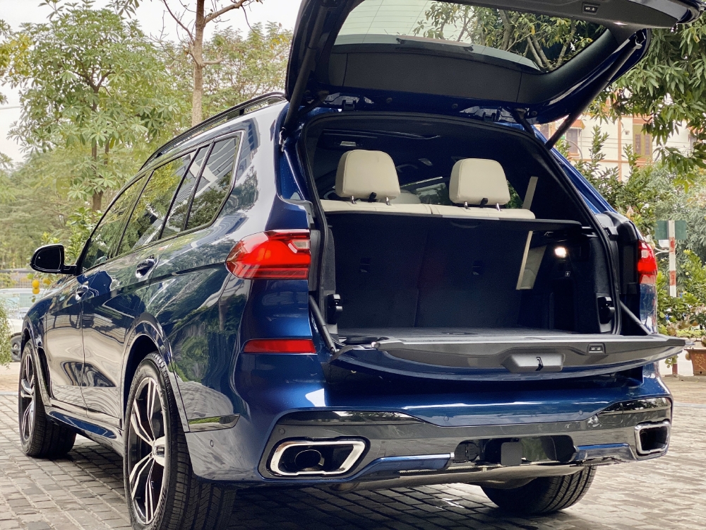 Bán BMW X7 M SPORT 2020 màu xanh cực hiếm, giá tốt - giao ngay