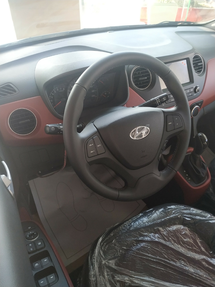 Hyundai 10 Sedan giảm khuyến mãi khủng - Miền Nam