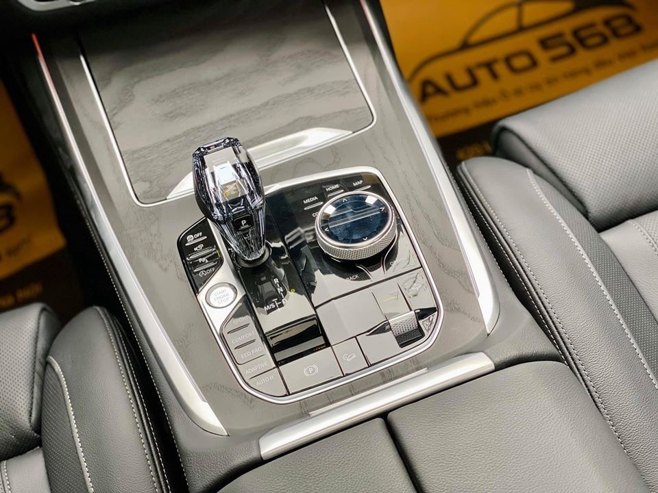 Bán BMW X7 nhập Mỹ 2020 bản full đồ, giá cực tốt