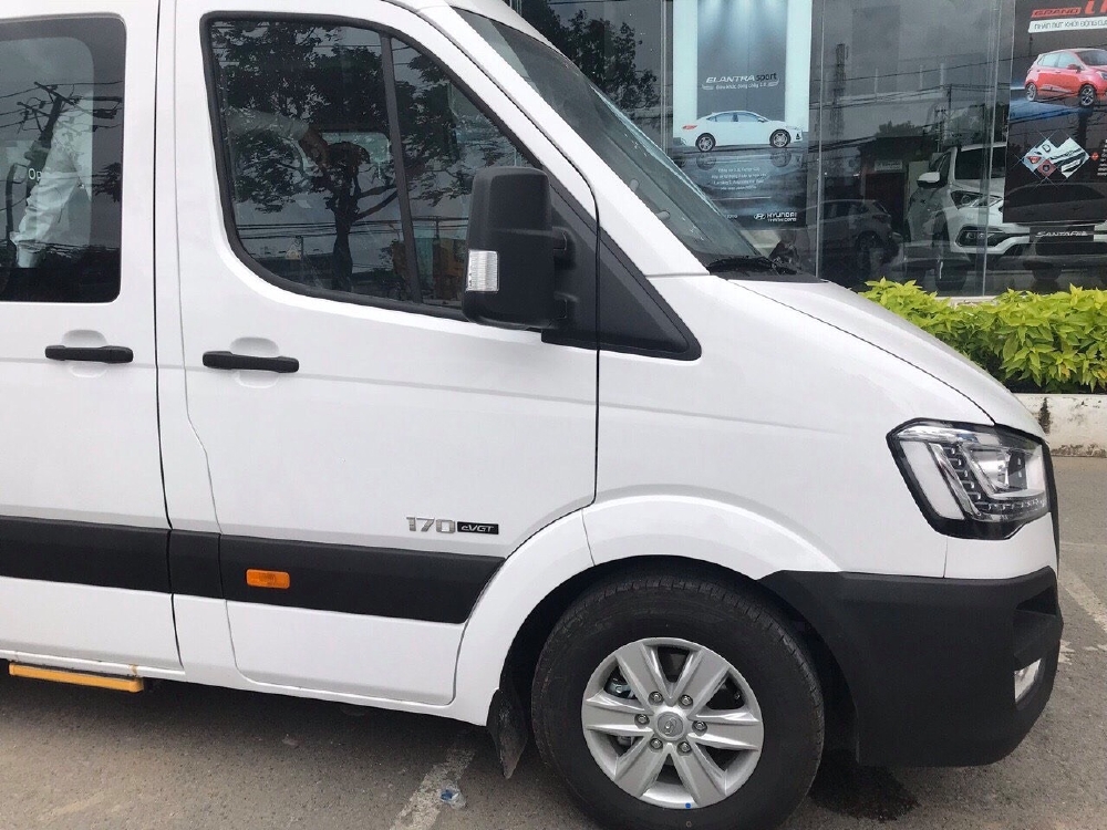 Hyundai Solati khuyến mãi khủng lên đến 70 triệu đồng - Hyundai Miền Nam