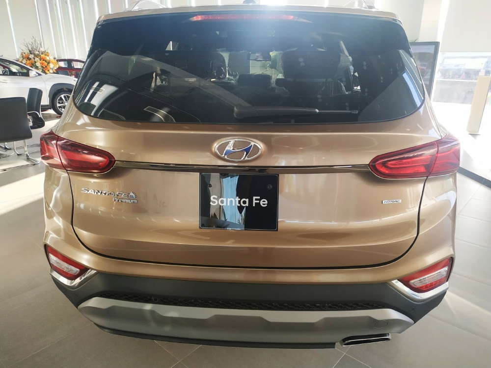 Hyundai SantaFe Dầu đặc biệt khuyến mãi khủng