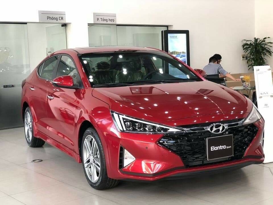 Hyundai Elantra SPORT chính hãng khuyến mãi khủng