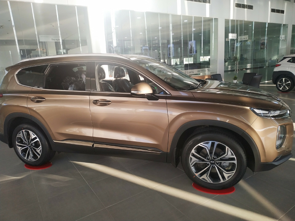 Hyundai SantaFe Dầu đặc biệt khuyến mãi khủng