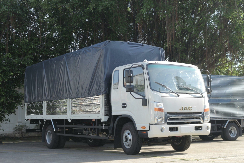 xe tải 6 tấn 5 máy nhập khẩu giá tốt mau thu hồi vốn giá 200tr