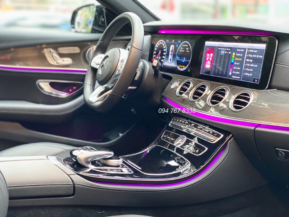 Xe lướt chính hãng - Mercedes E300 2020 màu Đen chạy 3.000km giá cực tốt