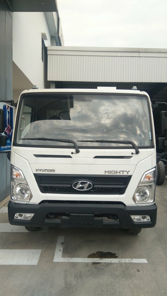 xe tải NEW MIGHTY EX8 hàng mới nhất siêu hiếm
