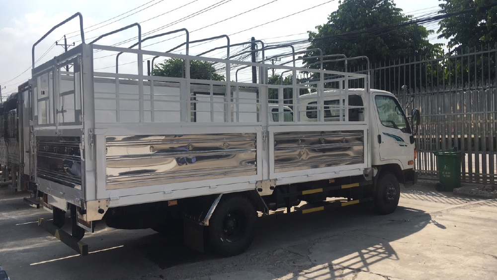 CẦN BÁN XE TẢI 3,5 TẤN HYUNDAI 75S