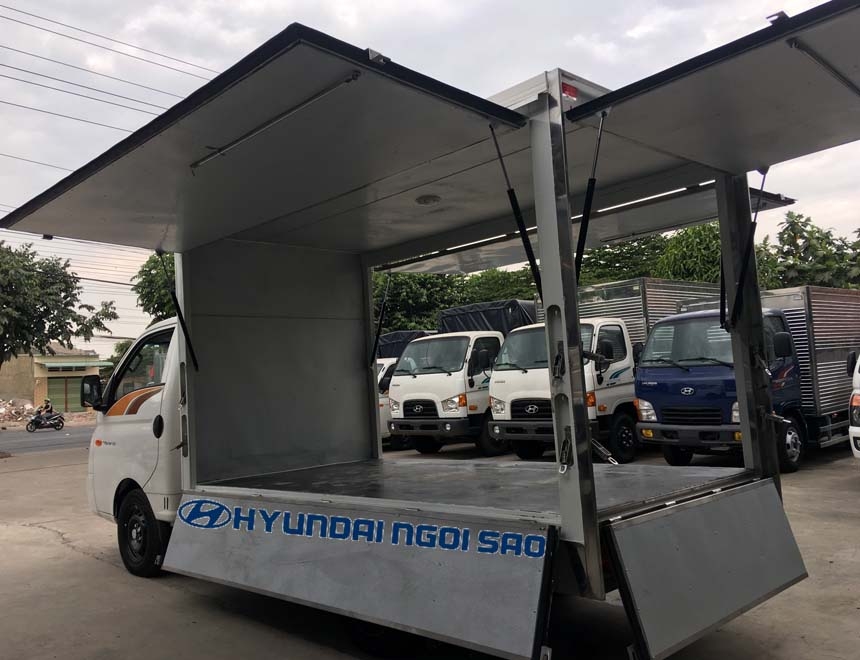 CẦN BÁN XE TẢI HYUNDAI 1,3 TẤN THÙNG BÁN HÀNG LƯU ĐỘNG