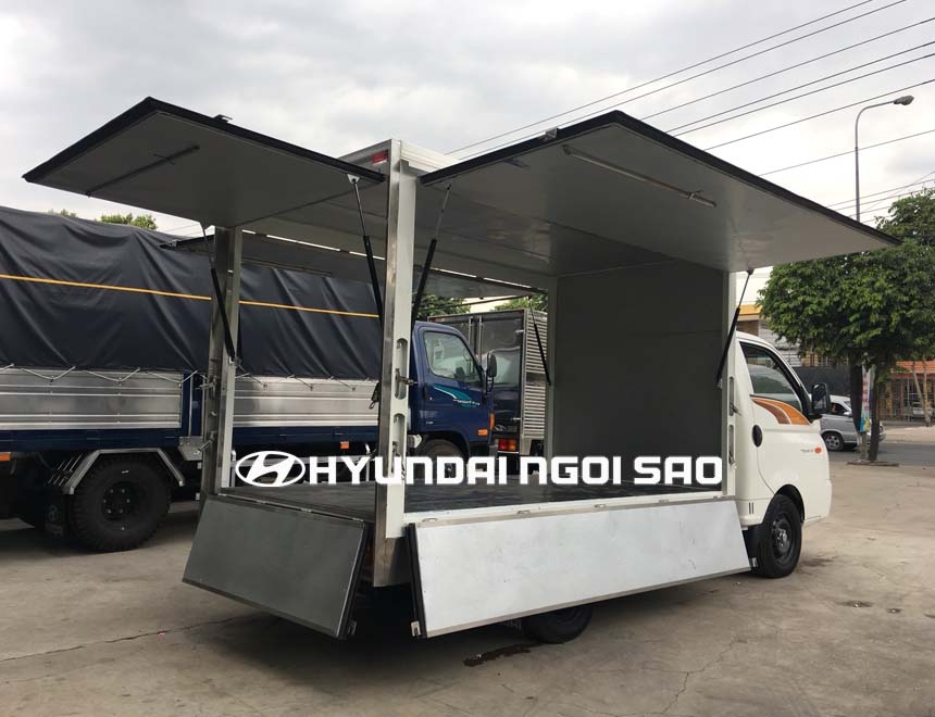 CẦN BÁN XE TẢI HYUNDAI 1,3 TẤN THÙNG BÁN HÀNG LƯU ĐỘNG