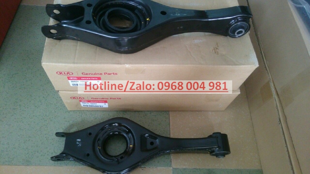 552101D000	TAY ĐỠ PHUỘC NHÚN SAU	CARENS. PHỤ TÙNG KIA CARENS