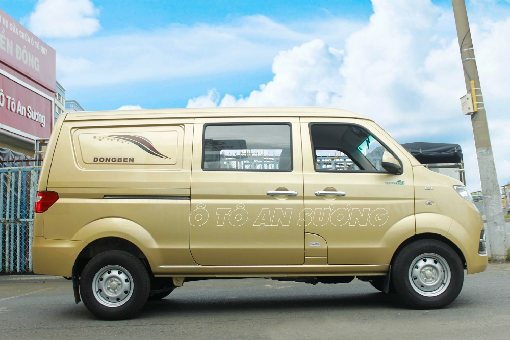 Xe tải Van 490kg Dongben 5 chỗ ngồi đi vào thành phố như ô tô con