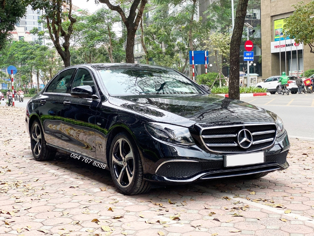 Bán gấp Mercedes E200 Sport 2020 Siêu lướt Chính chủ biển Cực đẹp Giá tốt