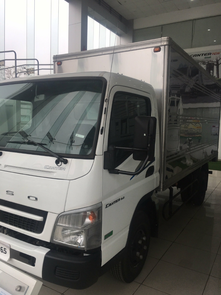 Xe Tải Nhật Fuso 6.5 giảm mạnh trong tháng