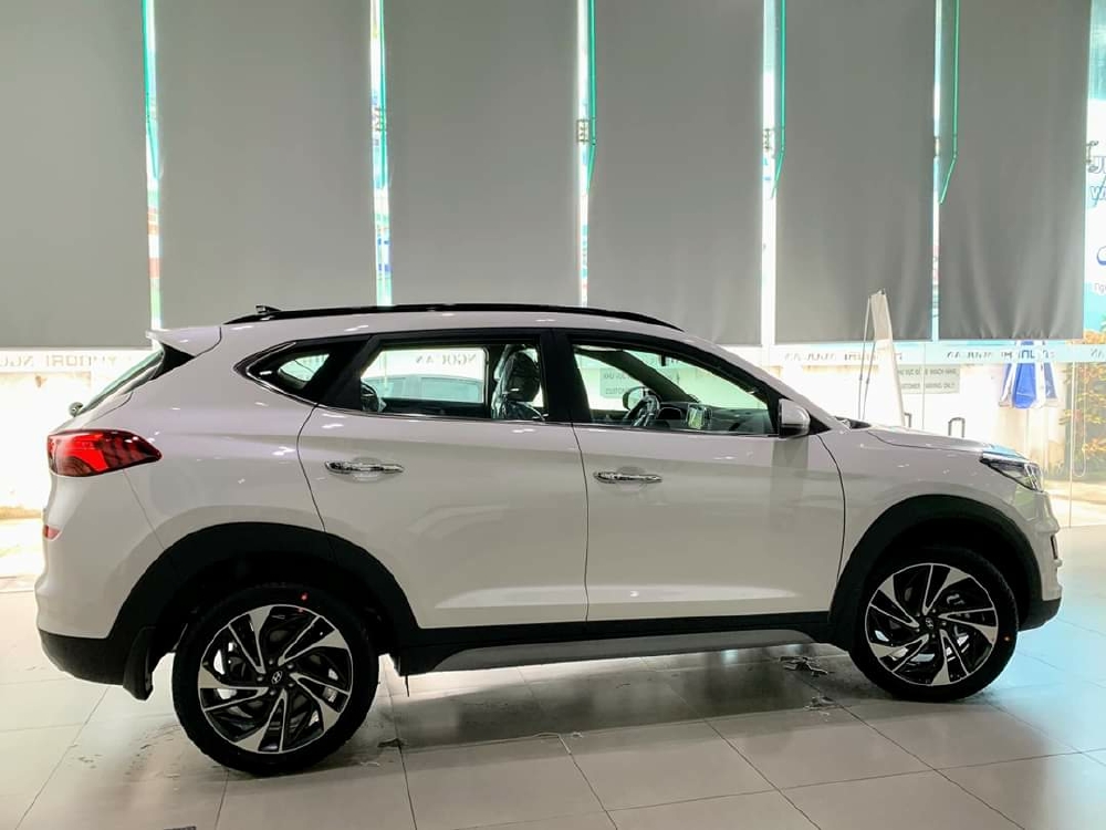 Hyundai Tucson ưu đãi khủng - 0909.142.346