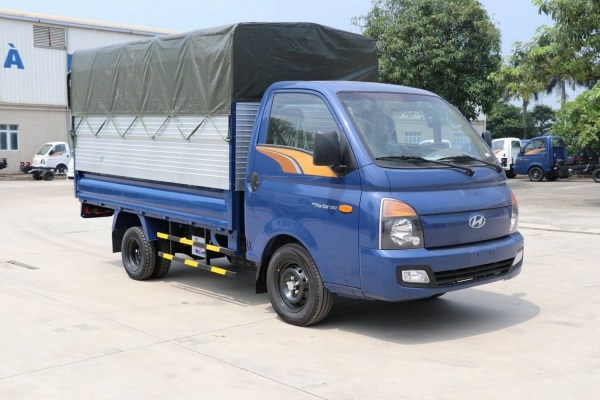 xe tải hyundai PORTER H150 1.5tan thung 3.2m