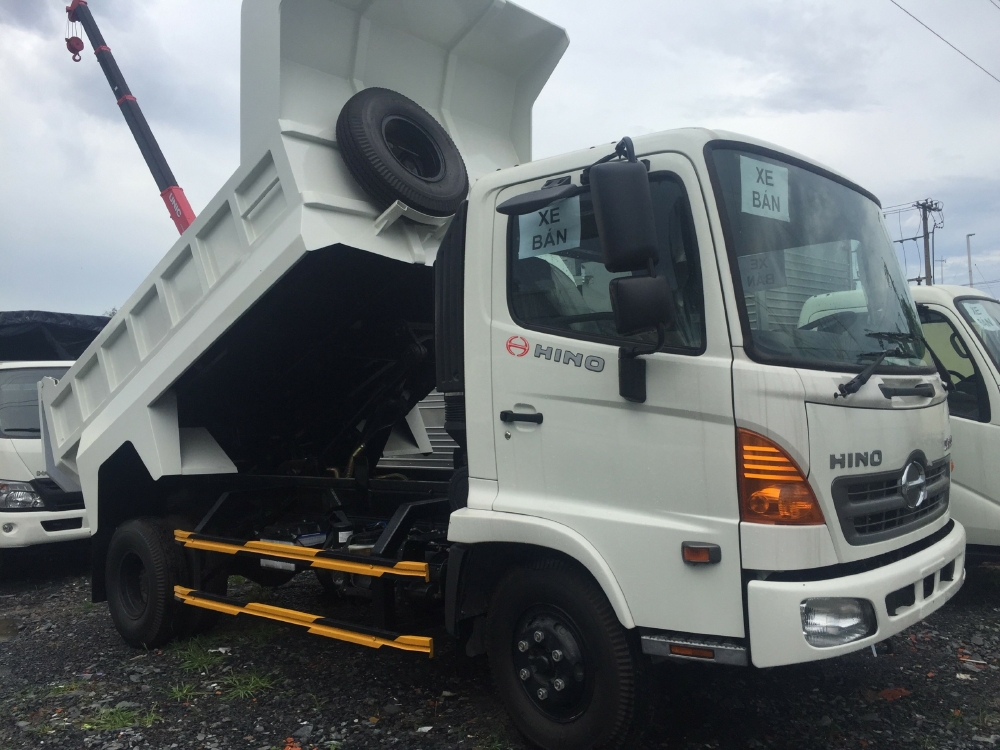 Bán xe Hino Ben 6.5 tấn 2020 thùng ben4 và 5 khối