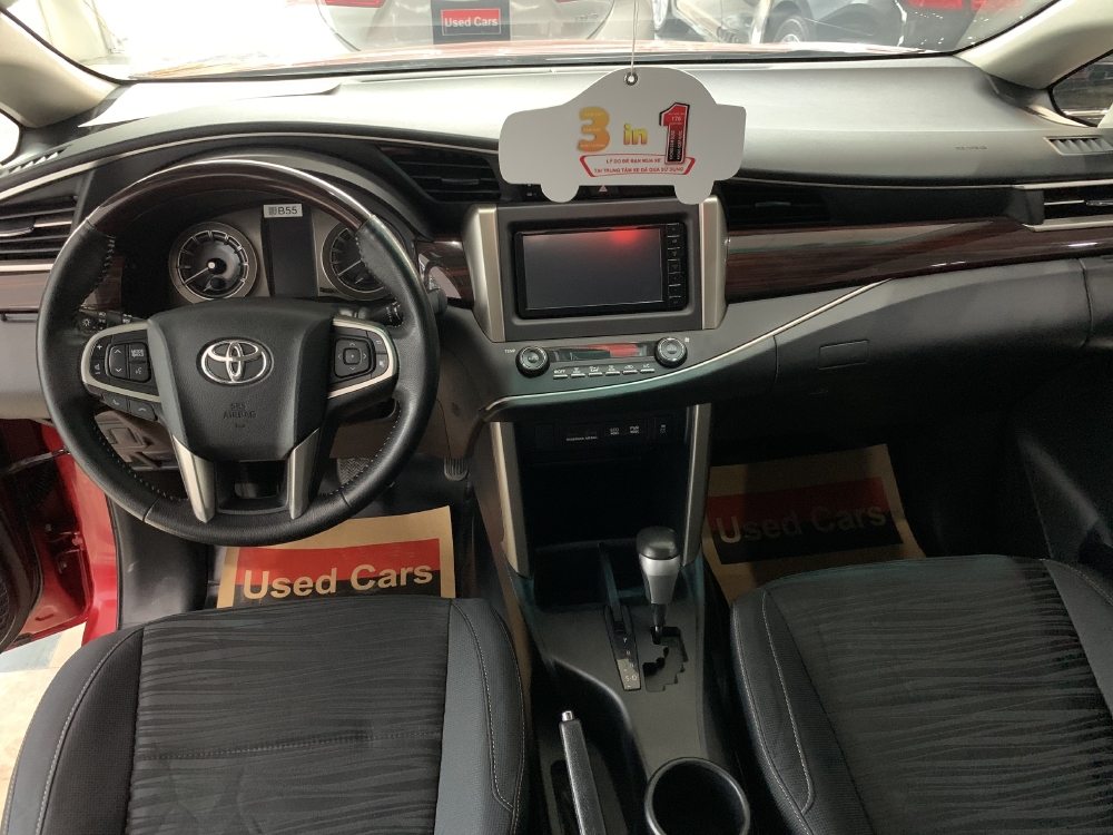 Toyota Corolla Altis 1.8G đời 2016 màu bạc