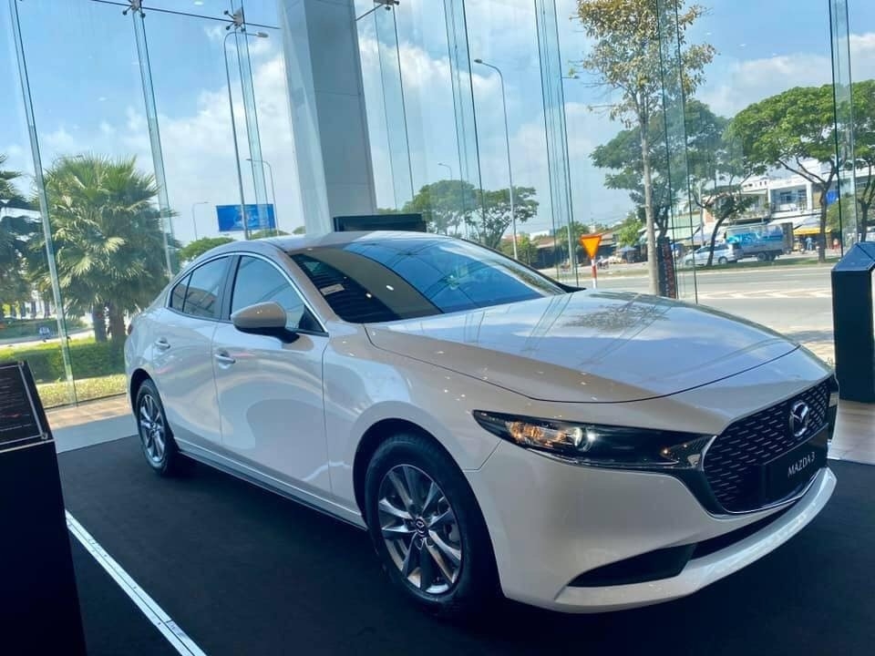 Mazda 3 2020 ưu đãi 20 triệu, tặng bảo hiểm vật chất