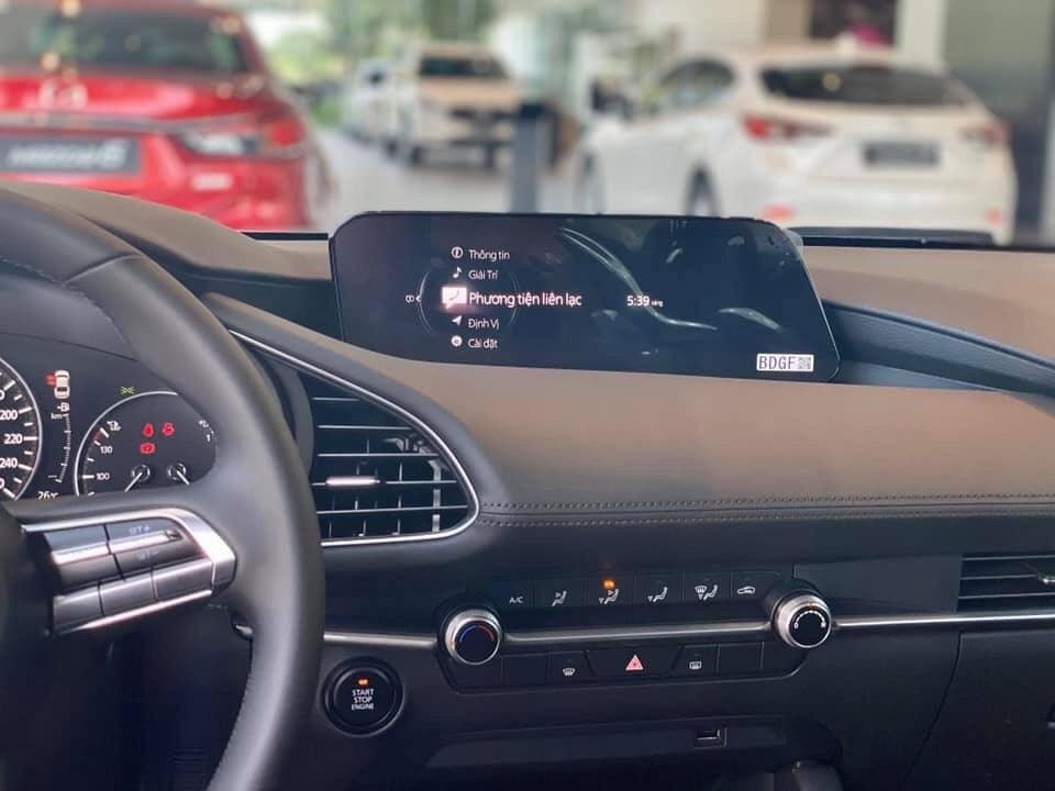 Mazda 3 2020 ưu đãi 20 triệu, tặng bảo hiểm vật chất
