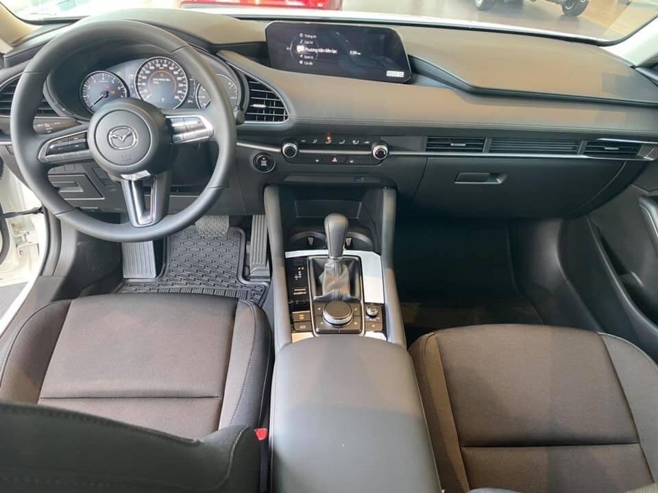 Mazda 3 2020 ưu đãi 20 triệu, tặng bảo hiểm vật chất