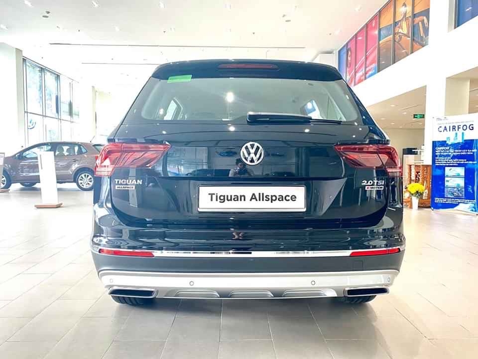 Tiguan Rline đen mạnh mẽ, diện mạo mới, thu hút ánh nhìn, xe SUV nhập khẩu giá cực tốt