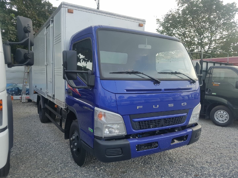 Xe tải Nhật Bản Mitsshubitshi FUso Canter 6.5 tải trọng 3,5 tấn mới nhất giá tốt