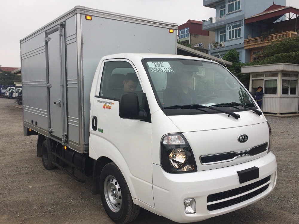 Bán xe tải Kia K200 tải trọng 990kg, 1.49 tân, 1.9 tấn mới nhất