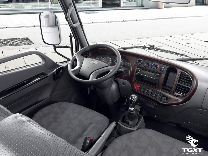Xe tải HYUNDAI N250SL – 2,4 Tấn – Thùng dài 4,3m.