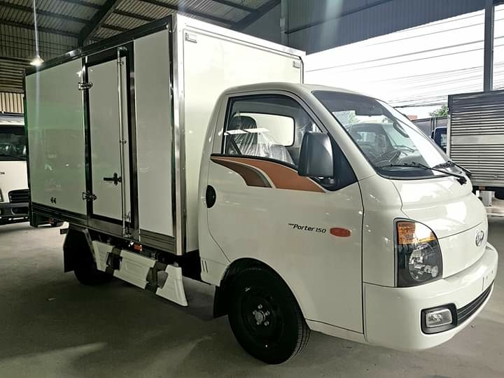 xe tải 1 tấn hyundai porter h150 khuyến mãi tặng xe