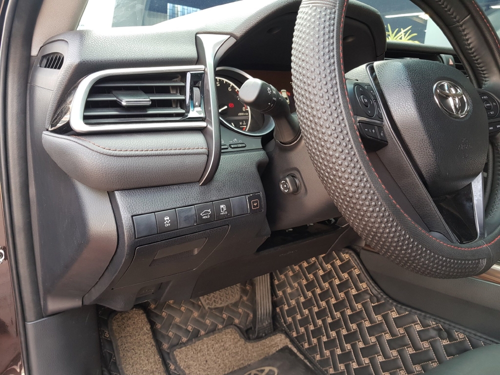 Bán Camry 2.5Q 2019 nhập Thái Lan, full phụ kiện. Giá sốc