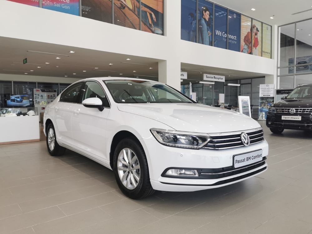 ✅XE VOLKSWAGEN PASSAT COMFORT MÀU TRẮNG GIẢM 12% ✅