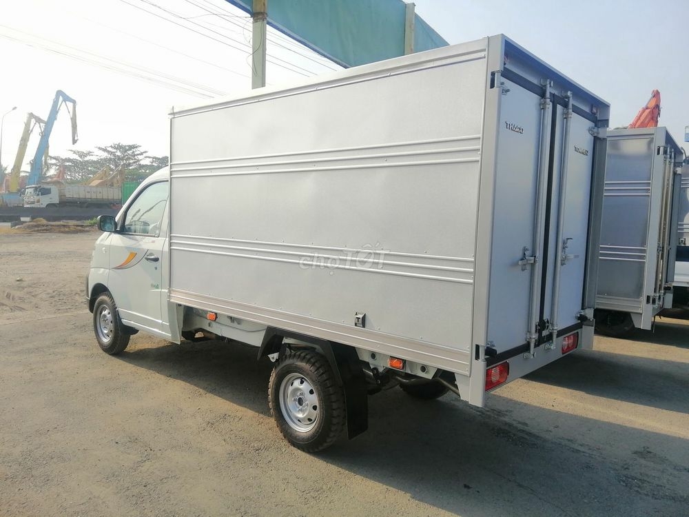 xe tải máy xăng THACO Towner 990 tải trọng 990kg