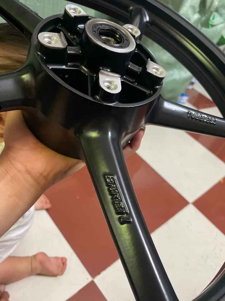 Mâm 5 cây enkei cho Exciter 150
