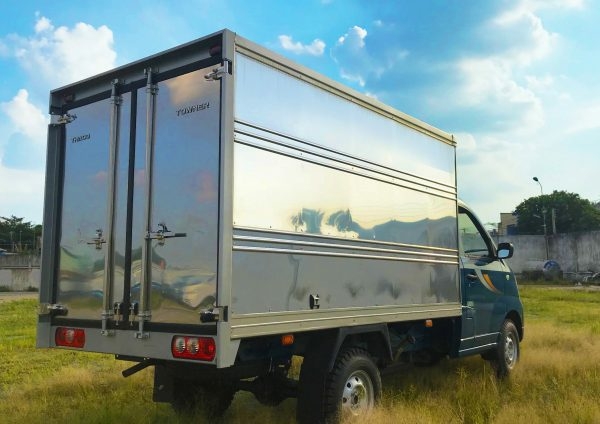 xe tải máy xăng THACO Towner 990 tải trọng 990kg