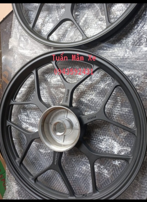 Mâm Kiểu Winner thắng đùm cho Wave S 110