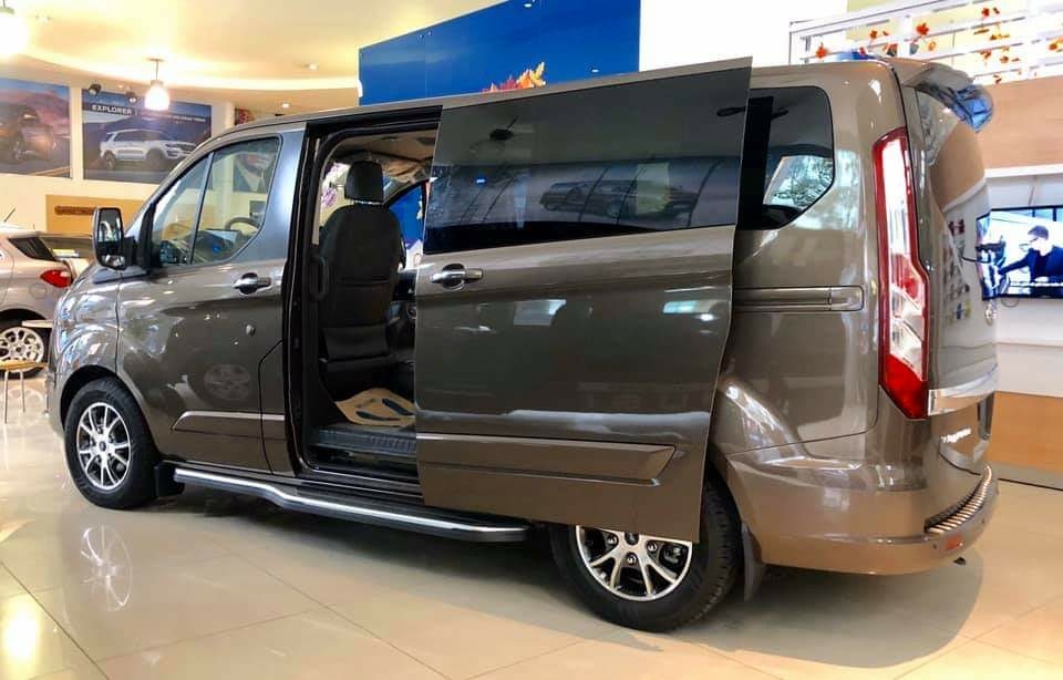 Ford Tourneo Limousine, MPV 7 chỗ, cải tạo Limousine VIP Bắc Nam |0906929039