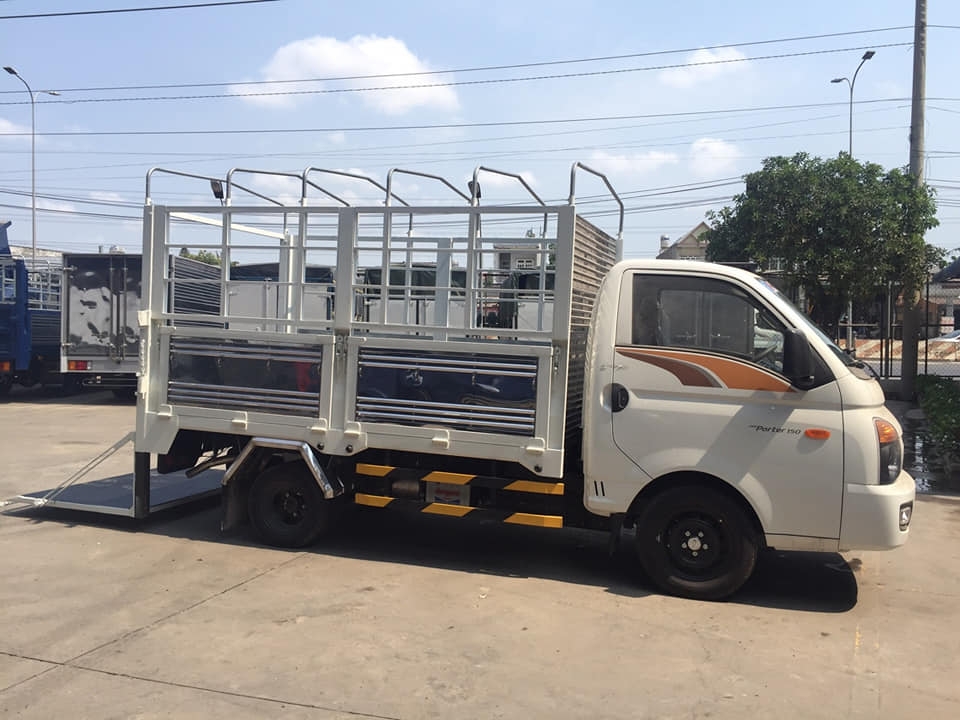 Xe Tải HYUNDAI H150 GIÁ TỐT