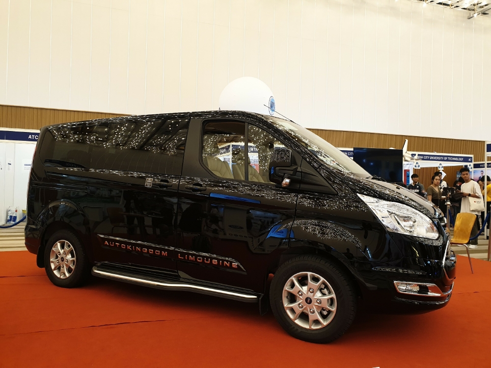 Ford Tourneo Limousine, MPV 7 chỗ, cải tạo Limousine VIP Bắc Nam |0906929039