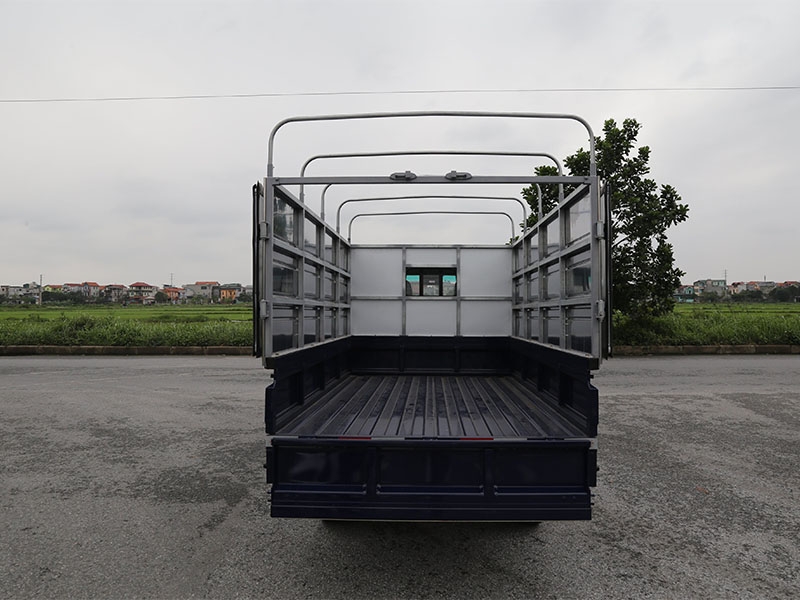 Báo giá xe tải thùng SRM 900Kg - xe nhập 2020