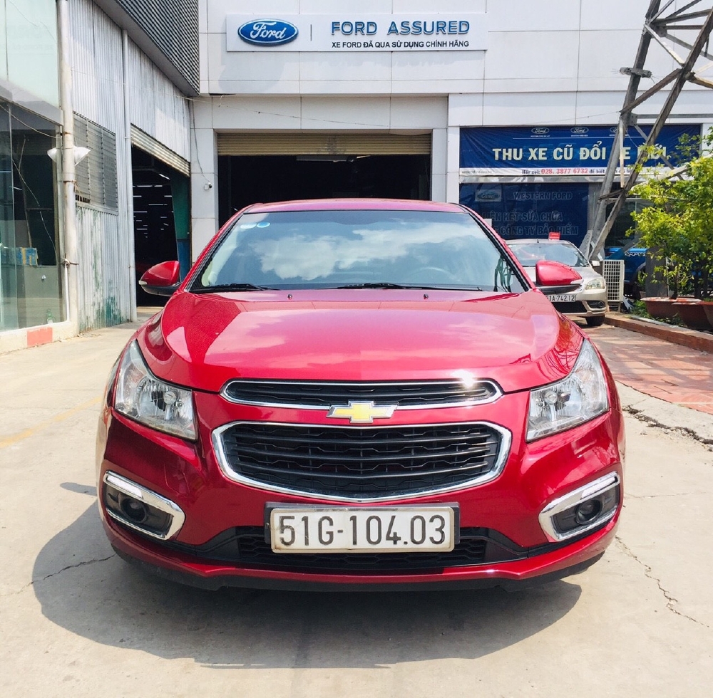 CRUZE LT 2017, MÀU ĐỎ, XE BÁN TẠI HÃNG CÓ BẢO HÀNH