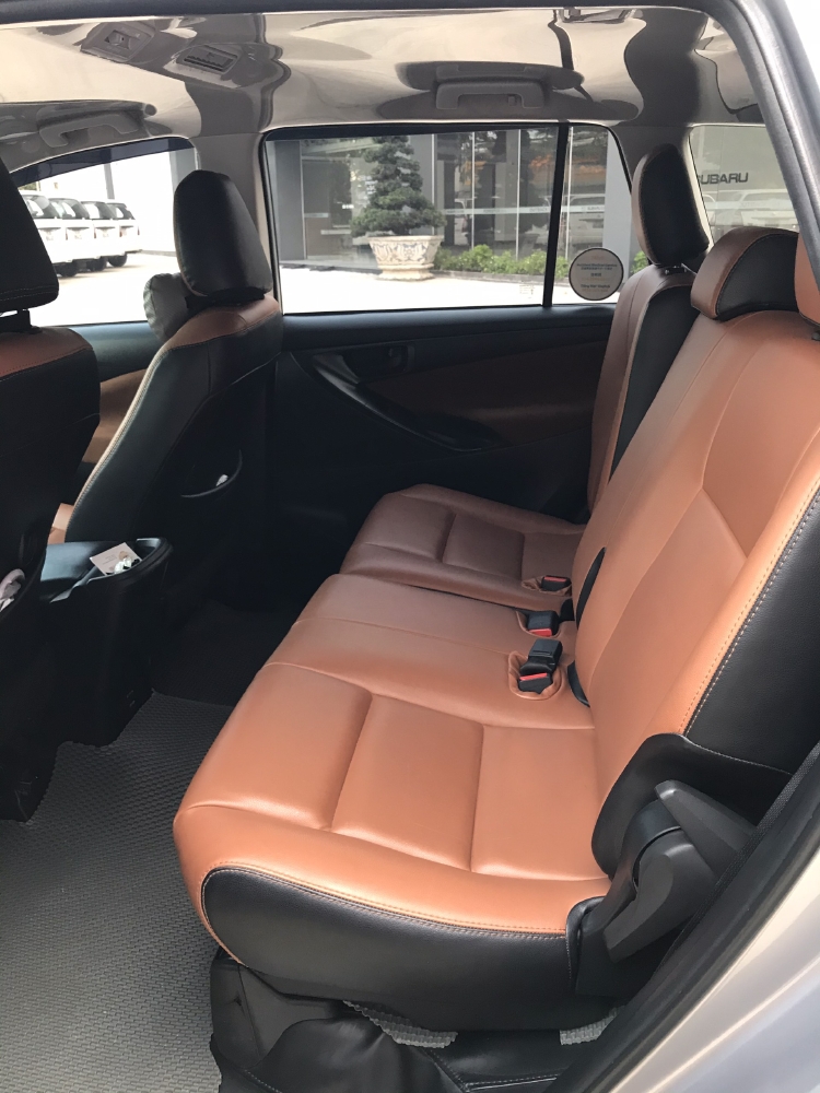 BÁN NHANH INNOVA E 2018 . GIÁ TỐT NHÉ!!!!