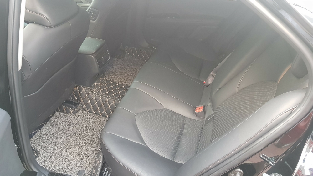 Bán nhanh Camry 2.5Q 2019 Nhập Thái . Giá Tốt