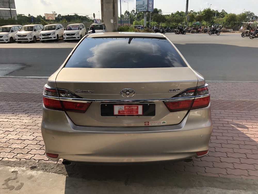 Camry 2.5Q 2016 Nâu Vàng . Tặng trước bạ, bảo hiểm,  giảm tiền mặt.