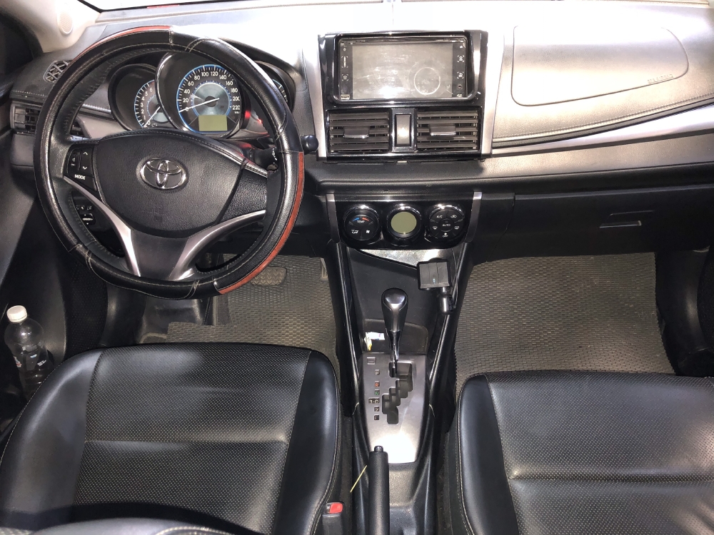 Bán Vios G 2015 màu đỏ . Giá học sinh nhé !!!!