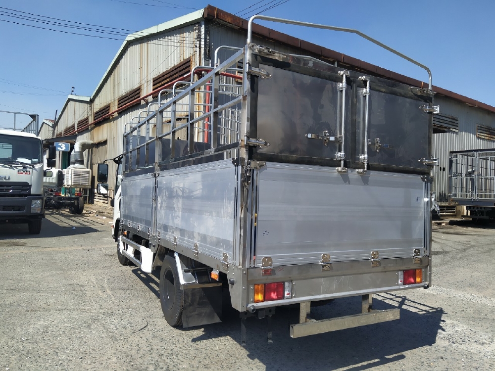 Isuzu 1t9 đầu vuông , Phiên bản cao cấp , chỉ 150 triệu nhận xe ngay