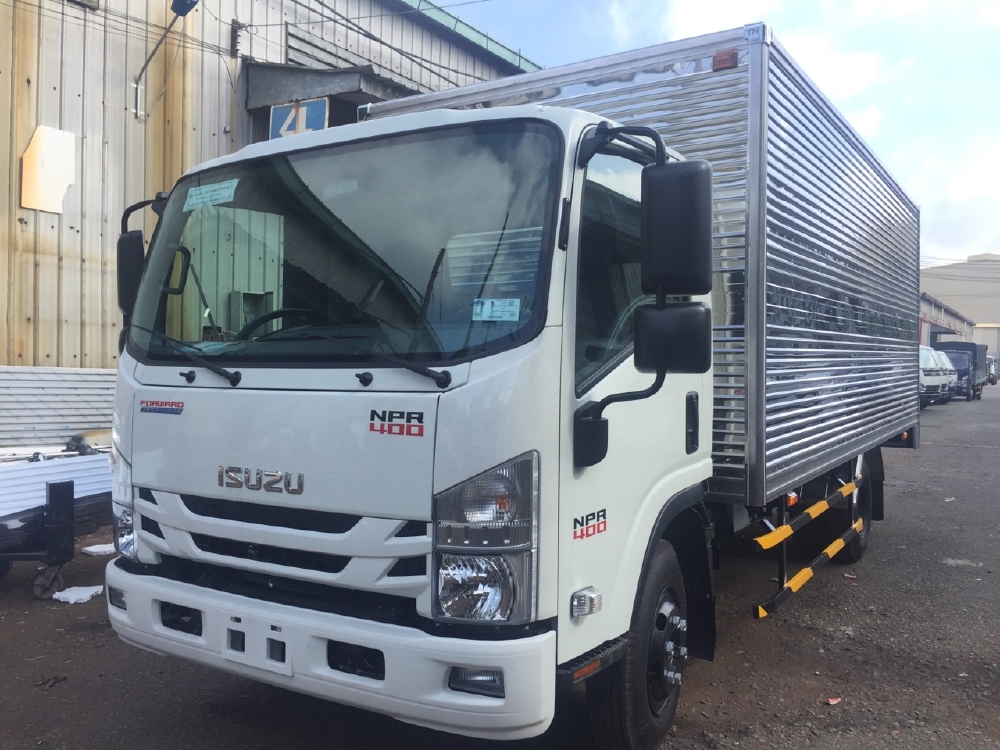 Isuzu 1t9 đầu vuông , Phiên bản cao cấp , chỉ 150 triệu nhận xe ngay