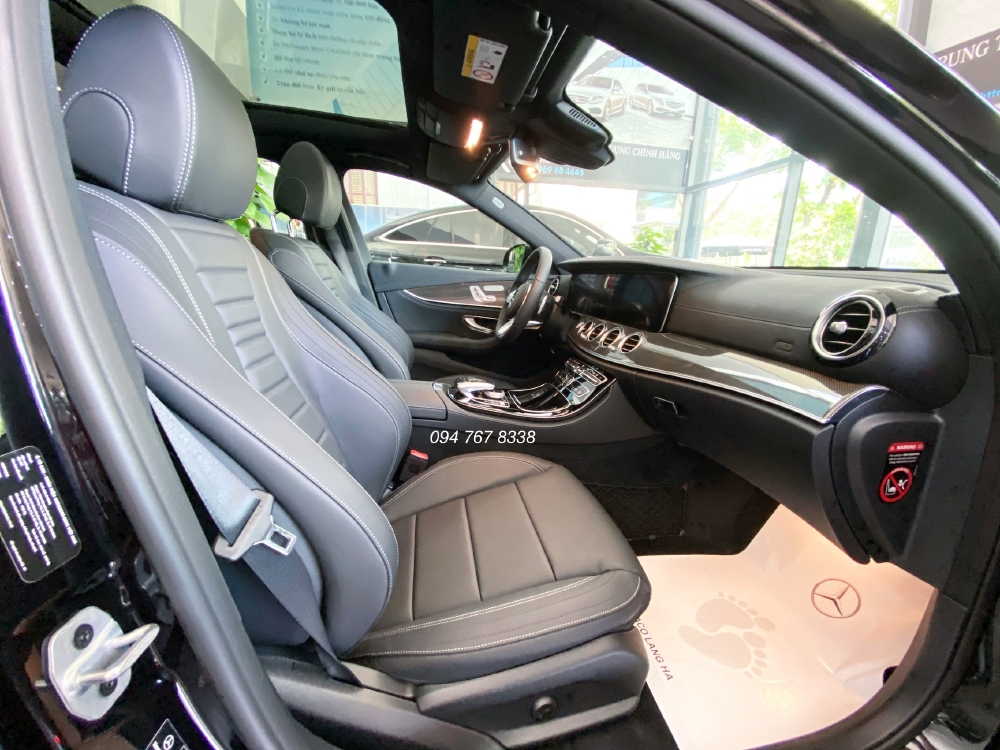 Bán Mercedes E300 AMG 2020 Siêu lướt chính chủ biển đẹp