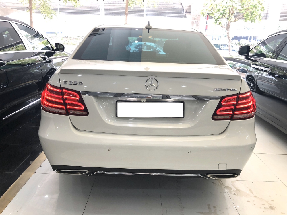 Mercedes E250AMG 2014 màu trắng